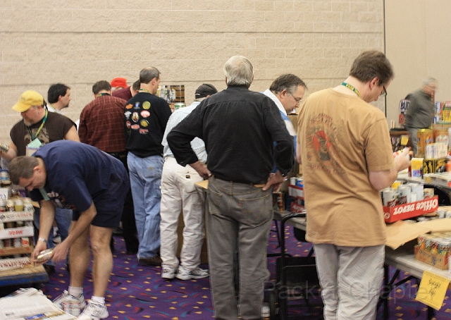 2009TAT_ 221.jpg - Feeding frenzy